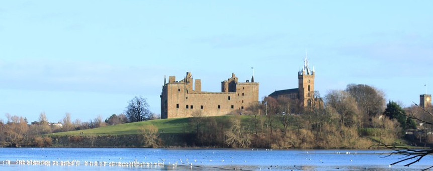 Out and About: Linlithgow Palace and Country Park